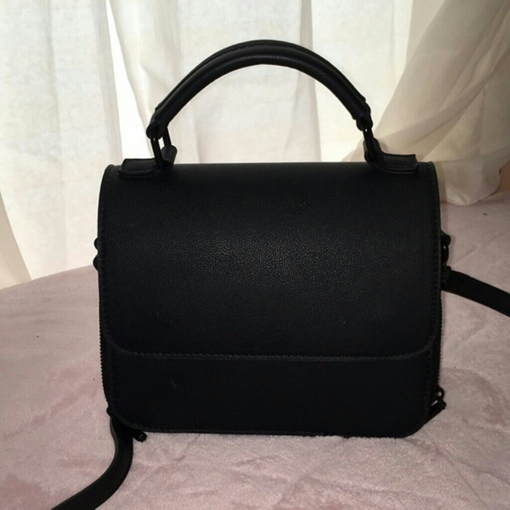 3 body cross bag bundle